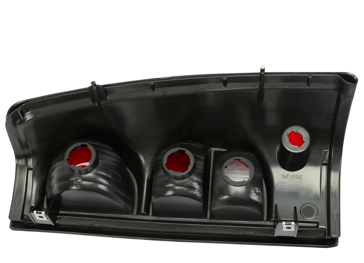 Left Driver Side For Chevy Silverado 03-06 Tail Light Brake Lamp Chrome Housing