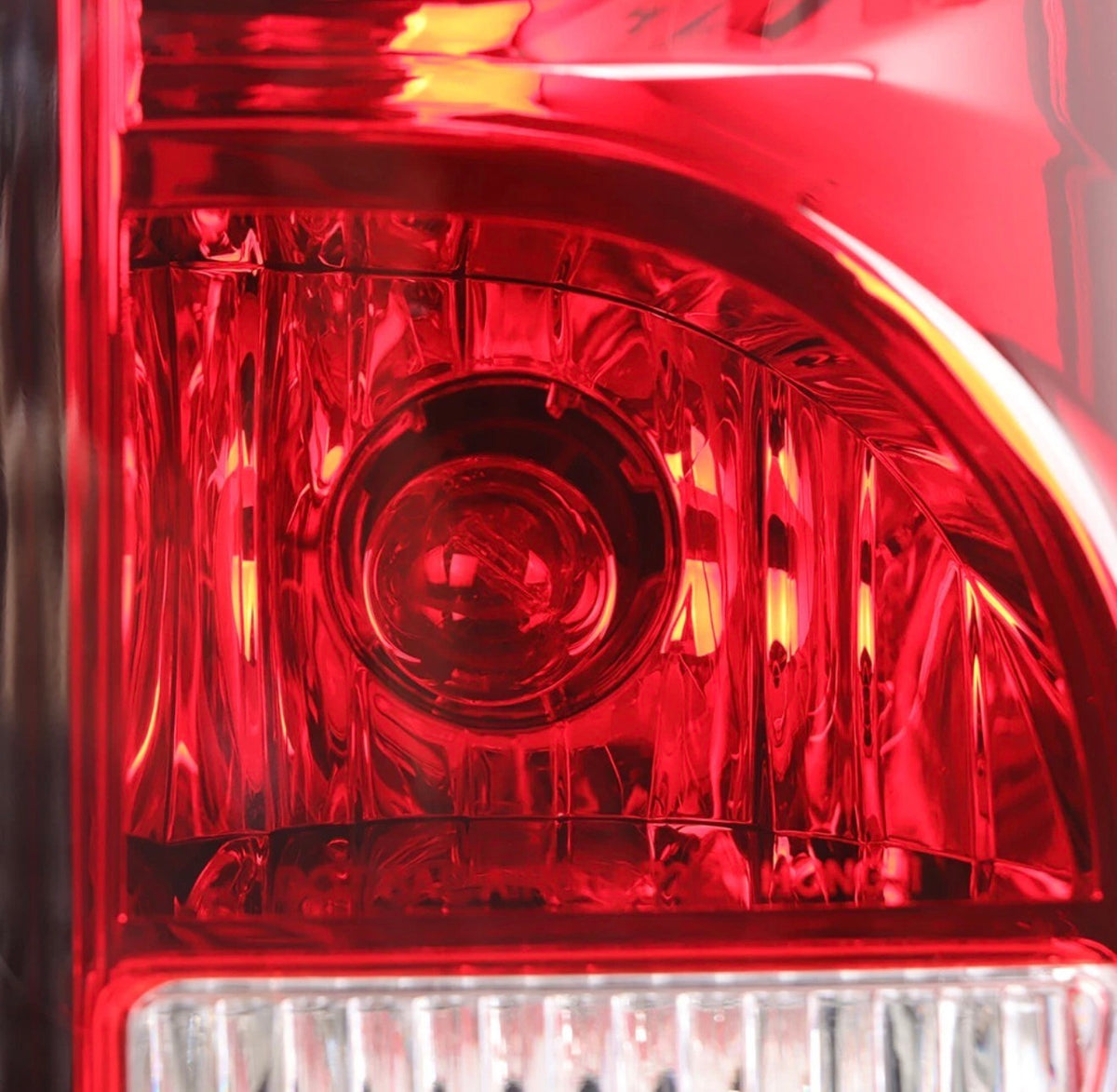 Red Tail Lights Brake Lamps Pair For 2003-2006 Chevy Silverado 1500 2500 3500 HD