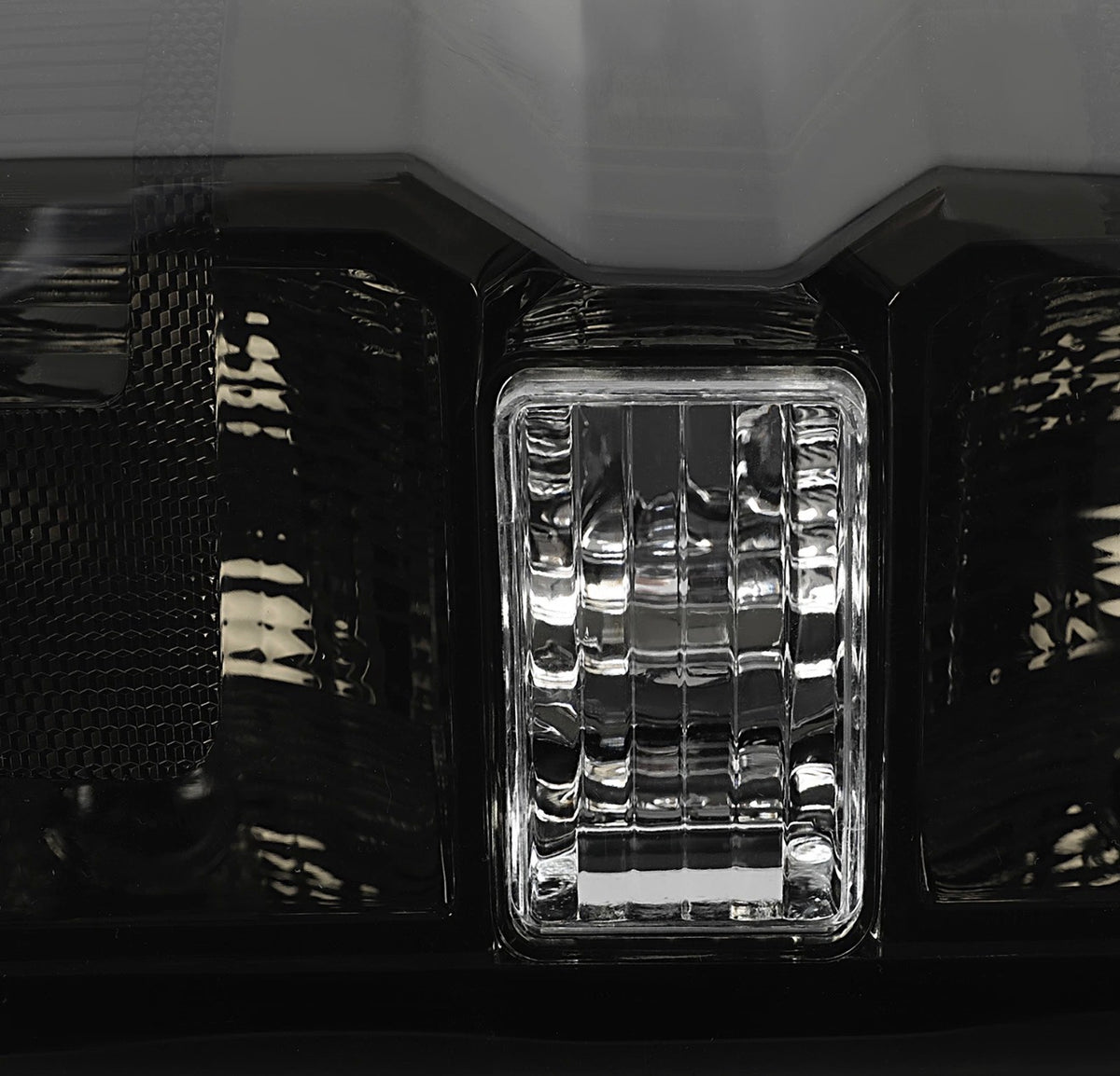 For Chevy Silverado 1500 2500HD 3500HD 2014-2015 2019 Tail Lights Brake Lamps